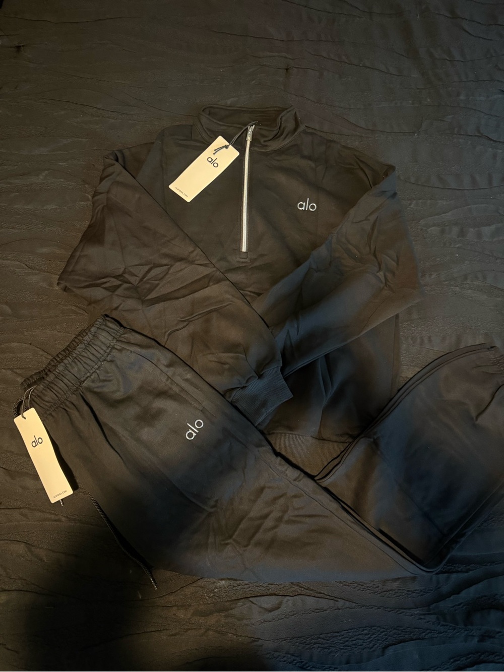 Black Alo Quarter Zip w/ Black Cuffed Sweatpants Set